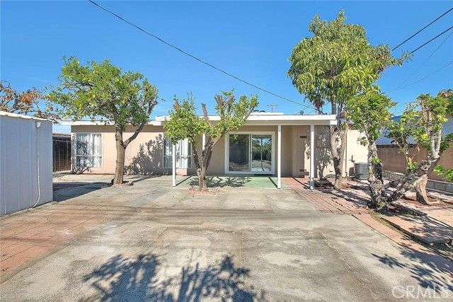 1435 W Rosewood Ct, Ontario, CA 91762