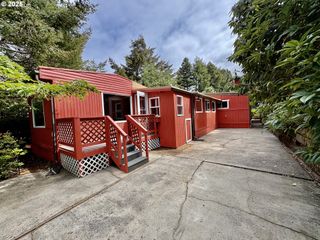 1600 RHODODENDRON Dr 91, Florence, OR 97439