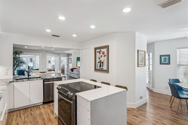 7433 SOMERSET SHORES COURT, Orlando, FL 32819