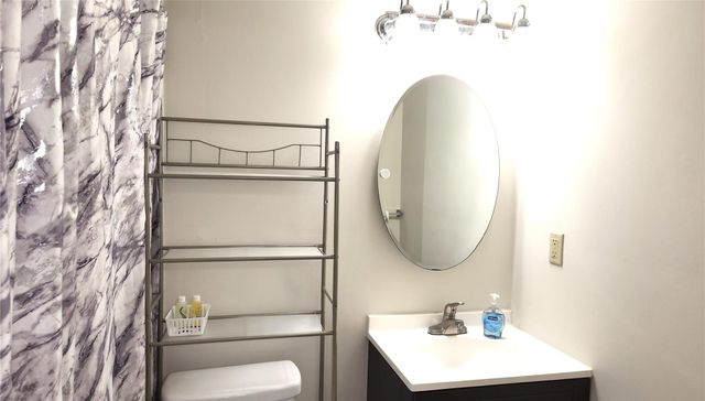 4727 W Alabama Street 105, Houston, TX 77027