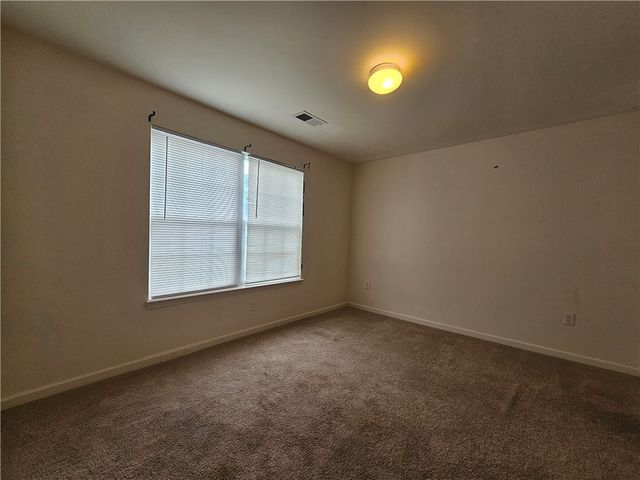 142 University Village Drive L, Central, SC 29630