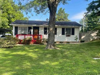 312 S Poplar Court, Ellettsville, IN 47429