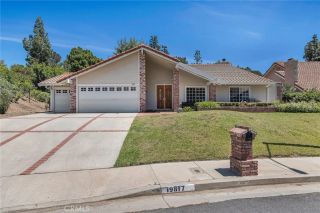 19817 Hiawatha Street, Chatsworth, CA 91311