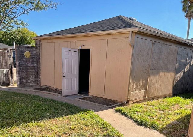 16026 Highlander Drive, Houston, TX 77082