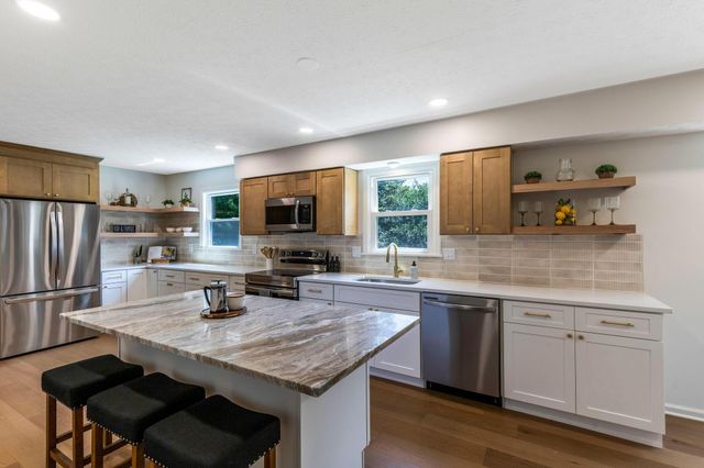 1603 Chippewa Court, Grove City, OH 43123