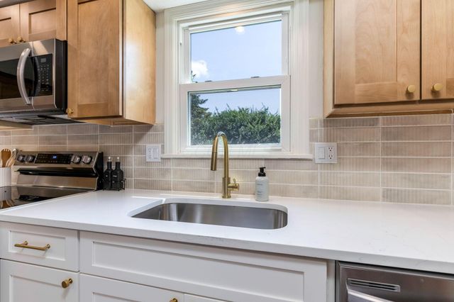 1603 Chippewa Court, Grove City, OH 43123