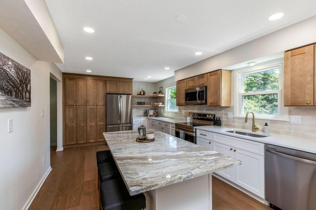 1603 Chippewa Court, Grove City, OH 43123