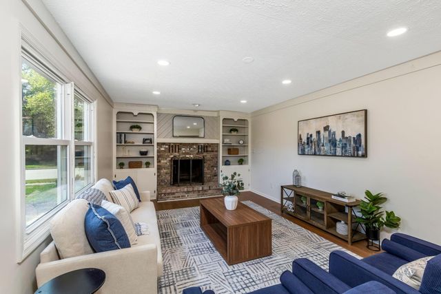 1603 Chippewa Court, Grove City, OH 43123