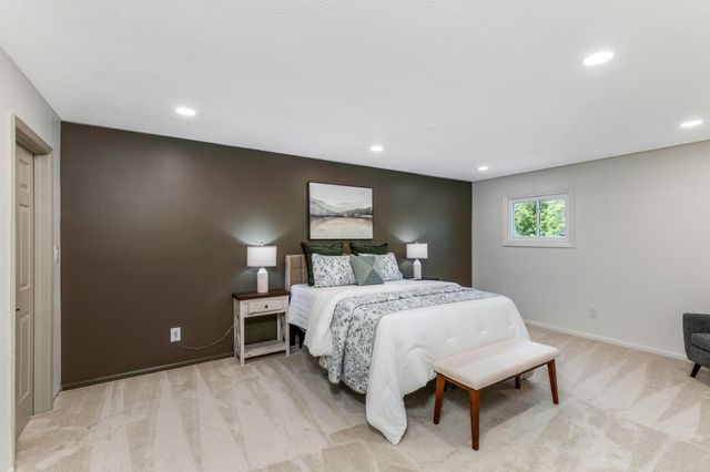 1603 Chippewa Court, Grove City, OH 43123