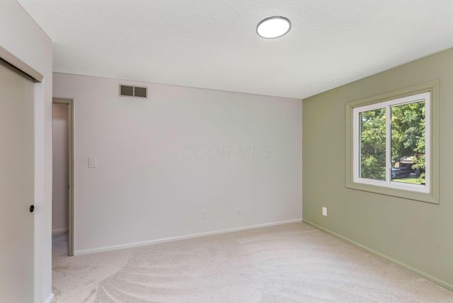 1603 Chippewa Court, Grove City, OH 43123