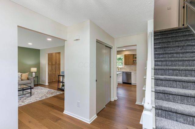 1603 Chippewa Court, Grove City, OH 43123