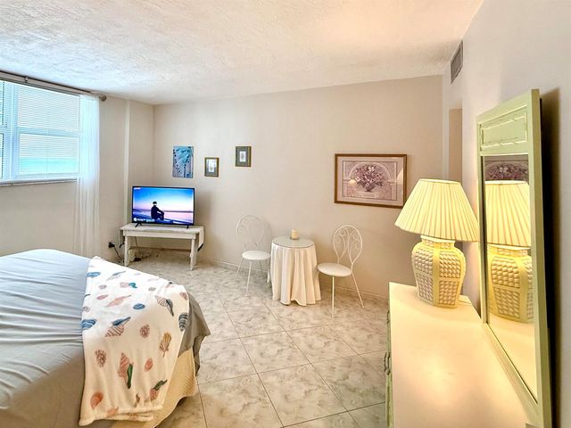 4250 Galt Ocean Drive 14t, Fort Lauderdale, FL 33308