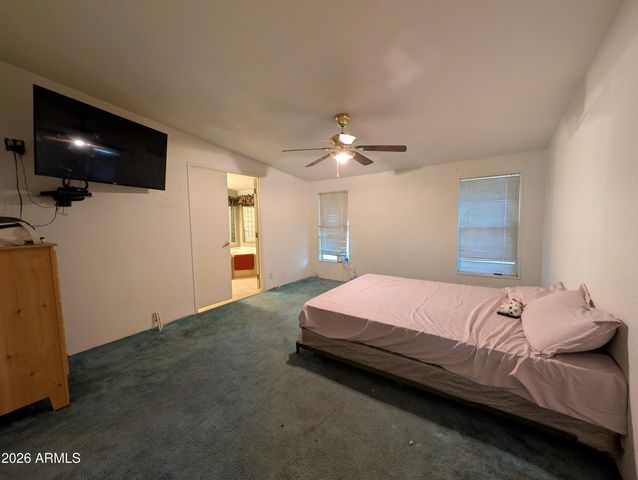 520 S CRISMON Road, Mesa, AZ 85208