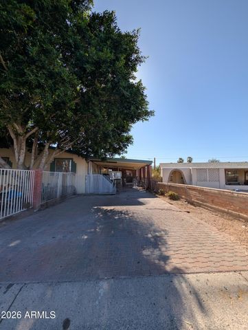 520 S CRISMON Road, Mesa, AZ 85208