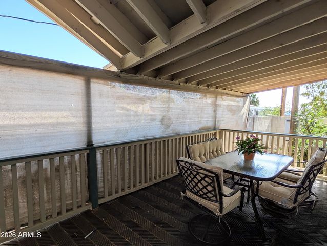 520 S CRISMON Road, Mesa, AZ 85208