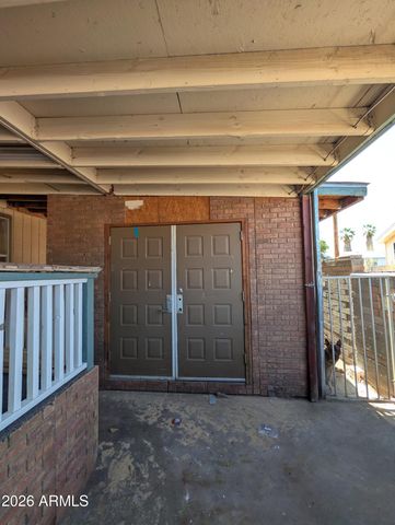 520 S CRISMON Road, Mesa, AZ 85208