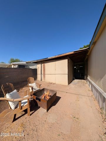 520 S CRISMON Road, Mesa, AZ 85208