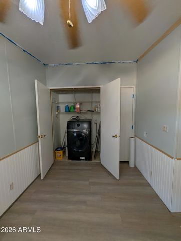 520 S CRISMON Road, Mesa, AZ 85208