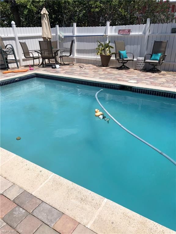 106 Hibiscus DR, FORT MYERS BEACH, FL 33931 — exterior