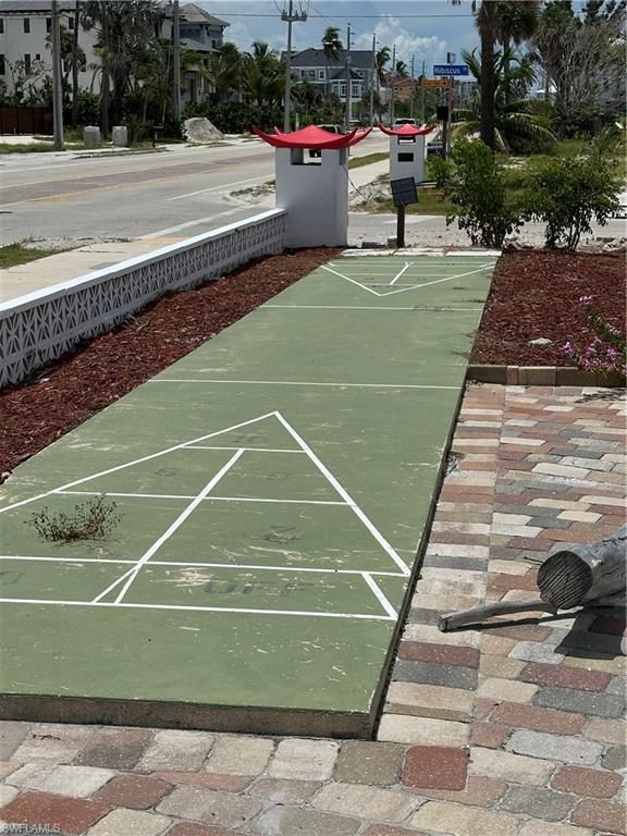 106 Hibiscus DR, FORT MYERS BEACH, FL 33931 — photo 4