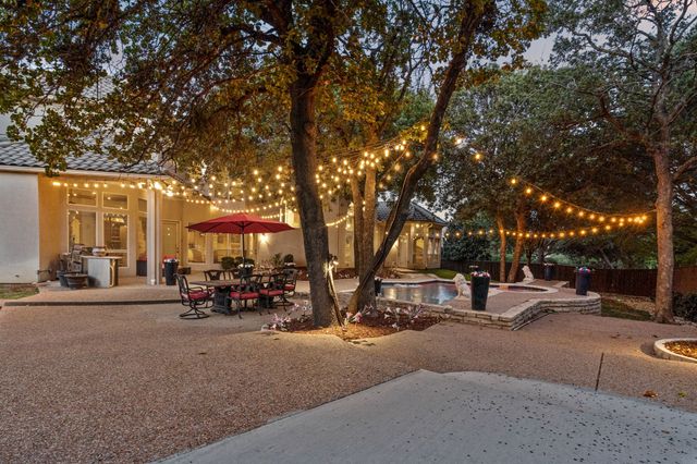 1403 Lands End Court, Southlake, TX 76092