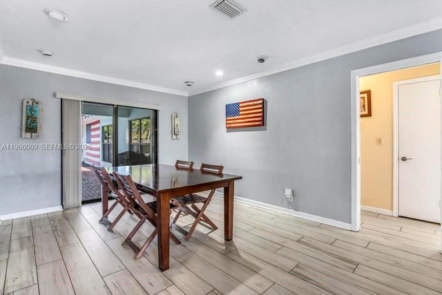 5201 Jefferson St, Hollywood, FL 33021