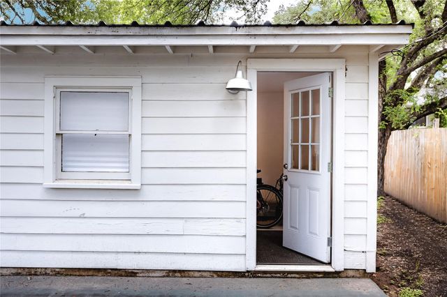 3207 Bridle PATH, Austin, TX 78703