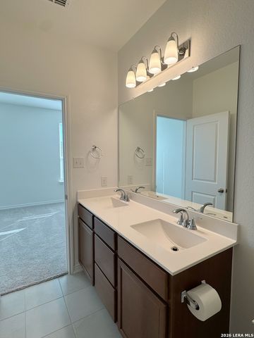 5651 Foppiano Loop, Converse, TX 78109
