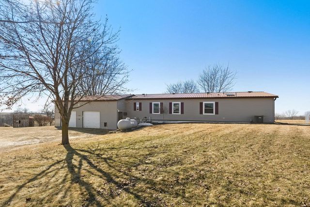 W4859 Meyers ROAD, La Crosse, WI 54601