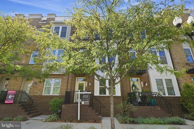 1132 S GLEBE RD, Arlington, VA 22204