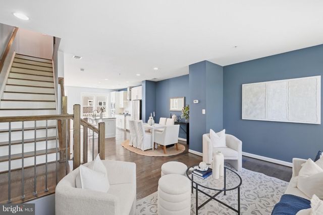 1132 S GLEBE RD, Arlington, VA 22204