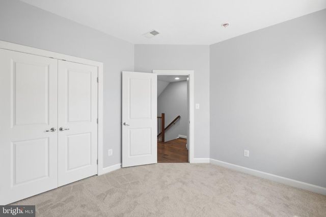 1132 S GLEBE RD, Arlington, VA 22204