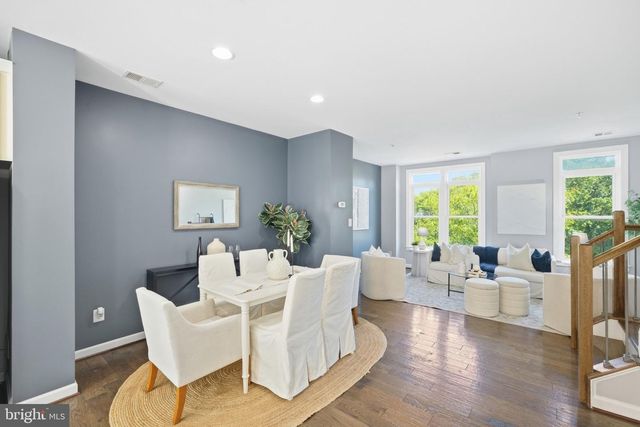 1132 S GLEBE RD, Arlington, VA 22204