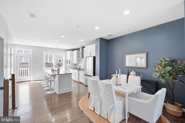1132 S GLEBE RD, Arlington, VA 22204