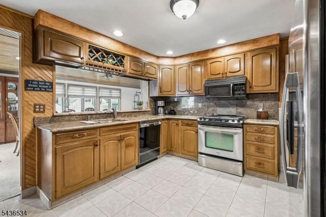 106 Salter St, Springfield Twp., NJ 07081