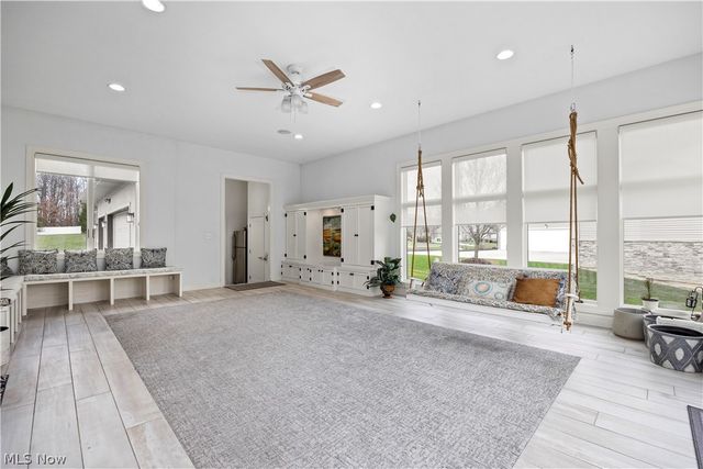 2240 Sunrise Oval, Medina, OH 44256