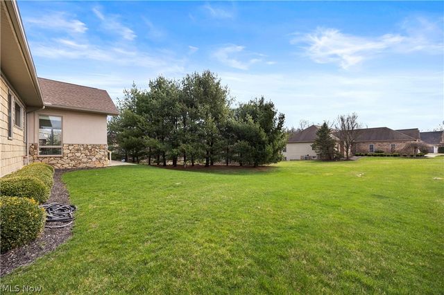 2240 Sunrise Oval, Medina, OH 44256