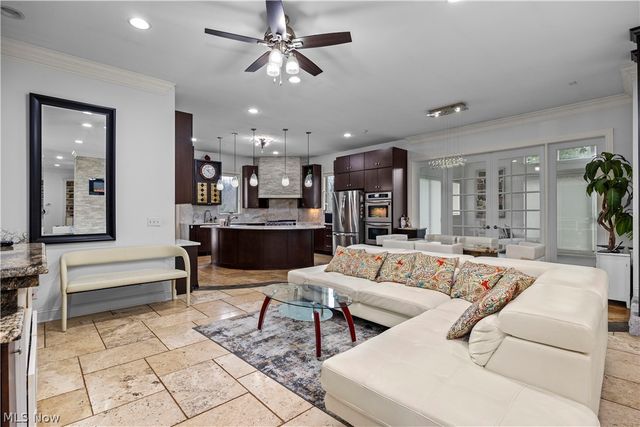 2240 Sunrise Oval, Medina, OH 44256