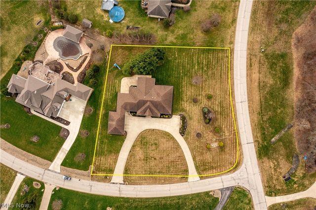 2240 Sunrise Oval, Medina, OH 44256