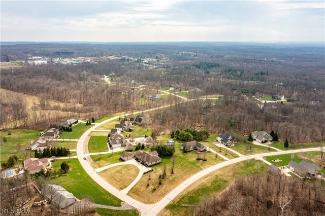 2240 Sunrise Oval, Medina, OH 44256