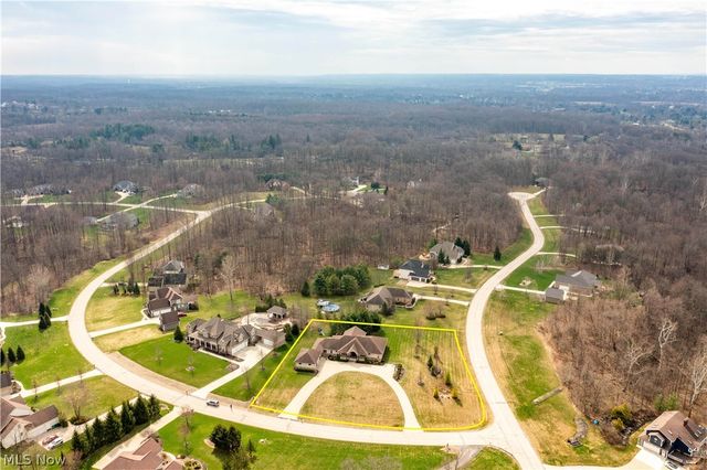 2240 Sunrise Oval, Medina, OH 44256