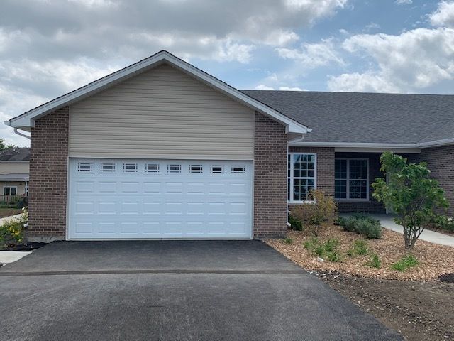 455 RIDGE Lane, Bolingbrook, IL 60440