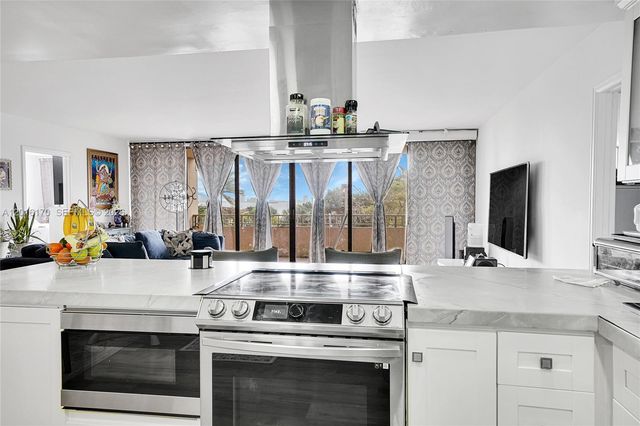 11113 Biscayne Blvd 255, Miami, FL 33181