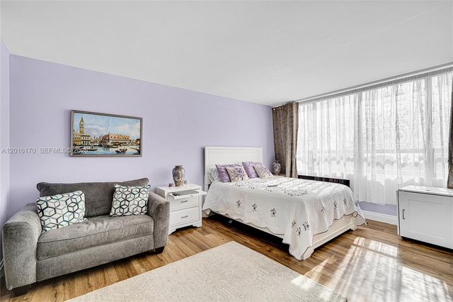 11113 Biscayne Blvd 255, Miami, FL 33181
