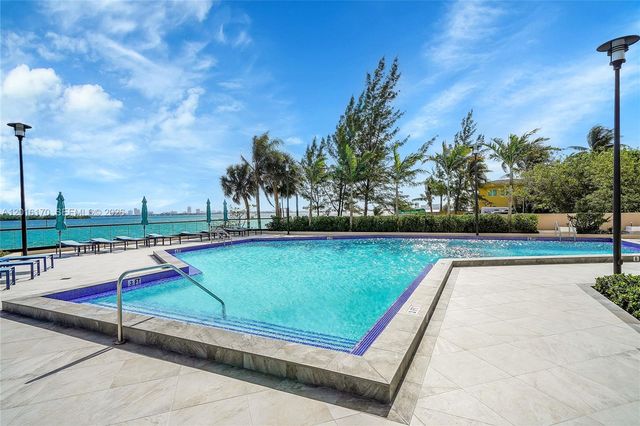 11113 Biscayne Blvd 255, Miami, FL 33181