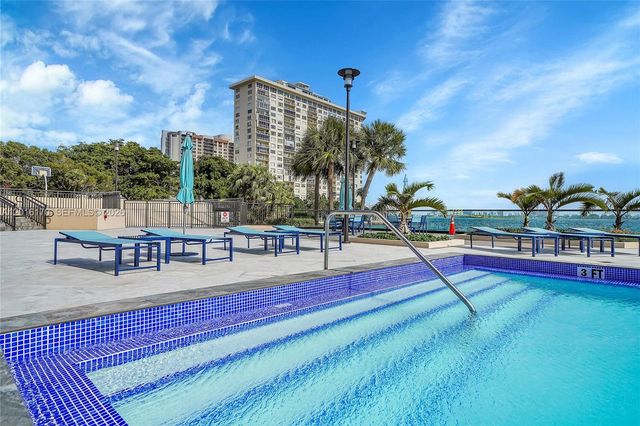 11113 Biscayne Blvd 255, Miami, FL 33181