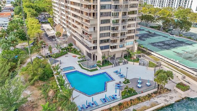 11113 Biscayne Blvd 255, Miami, FL 33181