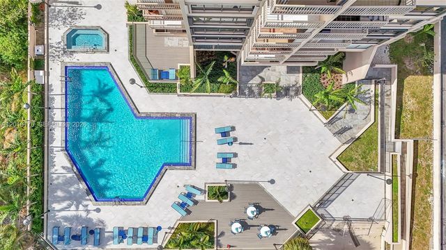 11113 Biscayne Blvd 255, Miami, FL 33181