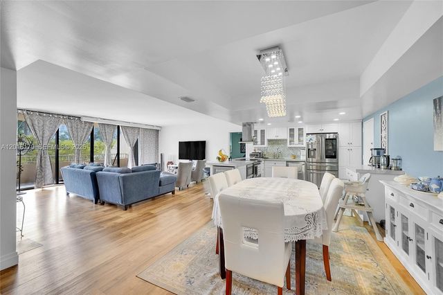 11113 Biscayne Blvd 255, Miami, FL 33181