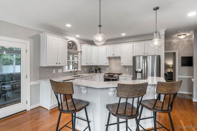 15585 Fox Cove Cir, Moseley, VA 23120